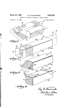 Method of folding and sealing a bread wrapper