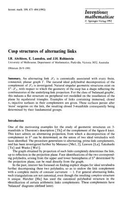 Cusp structures of alternating links