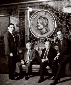 avenue MARCH.12 - Caesar`s Steak House