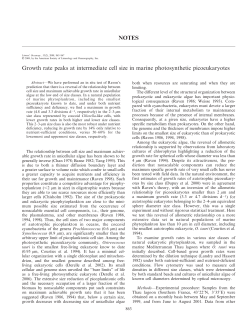 Growth rate peaks at intermediate cell size in marine photosynthetic